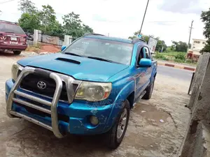 Toyota Tacoma 2006 Blue