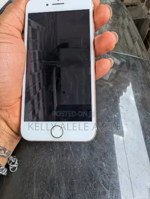 Apple iPhone 7 32 GB Rose Gold