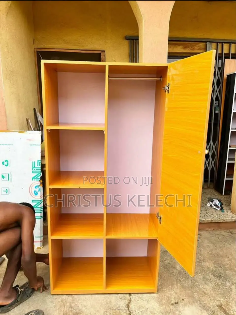 Wardrobe One Door