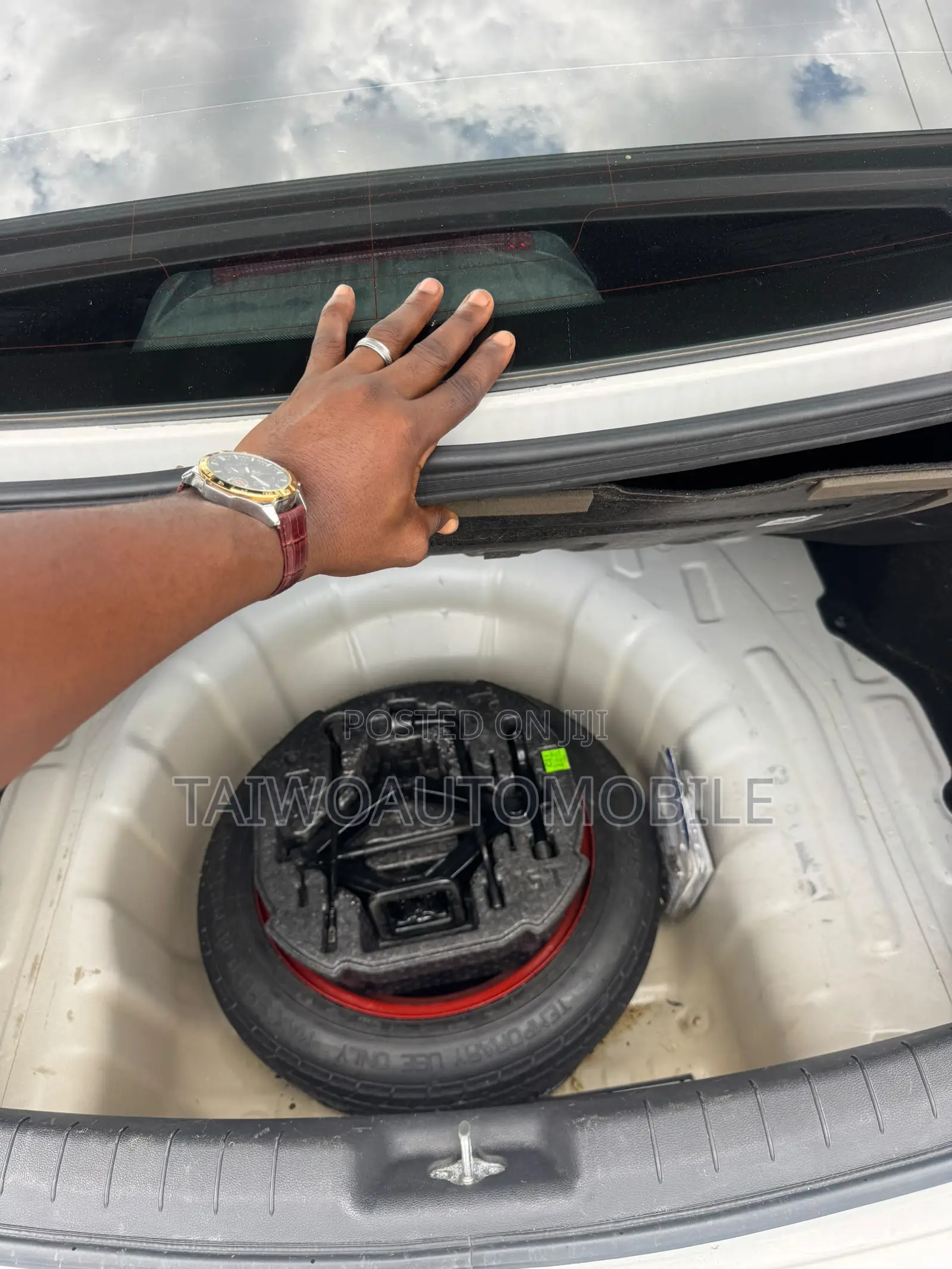 Hyundai Elantra 2019 White