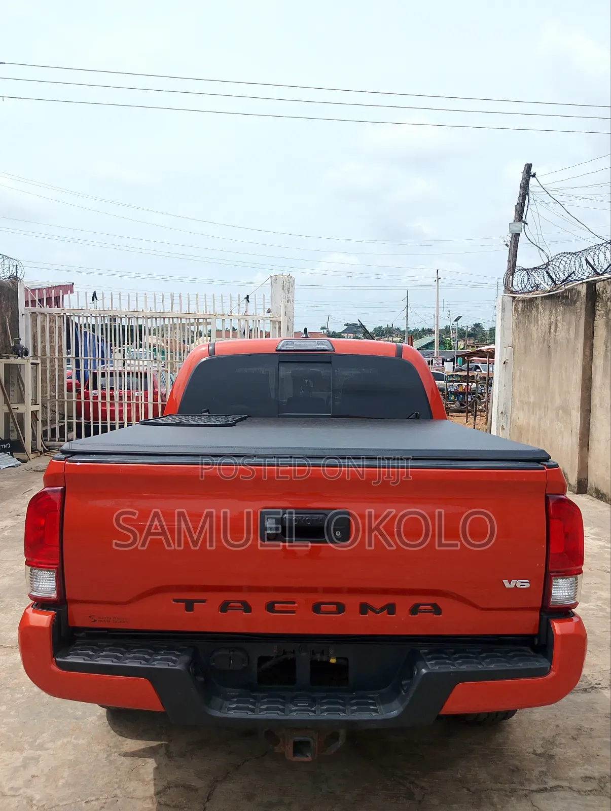 Toyota 4-Runner 2017 Orange