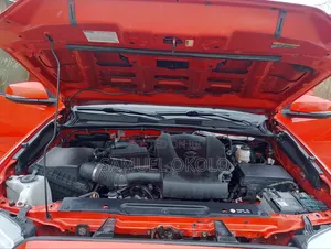 Toyota 4-Runner 2017 Orange