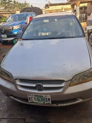 Honda Accord 2001 Silver