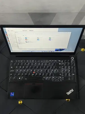 Laptop Lenovo ThinkPad E15 16GB Intel Core i7 SSD 512GB