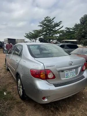 Toyota Corolla 2009 Silver