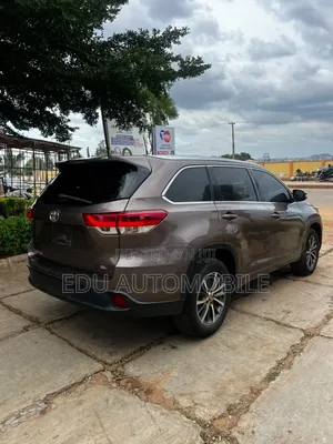 Toyota Highlander 2017 Gray