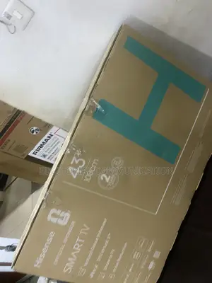 Hisense 43Q50SAVT 43 Inch Modern LED Television
