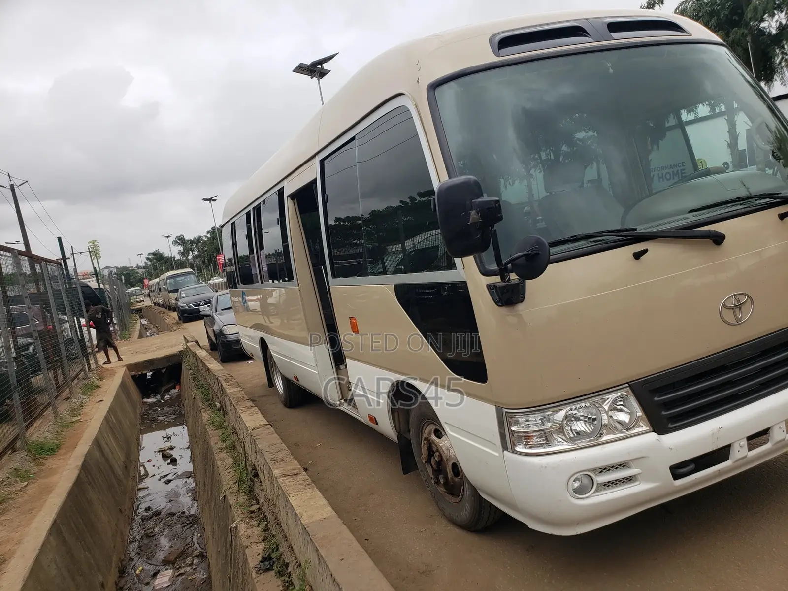 Toyota Coaster 2007 Beige