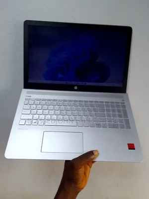 Laptop HP Pavilion 15 8GB AMD Ryzen 7 SSD 256GB