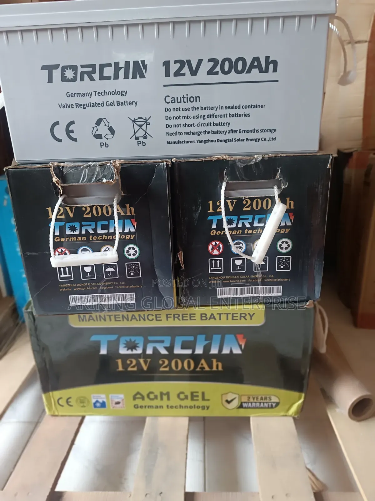 Heavy-Duty 12V 200Ah Solar Battery