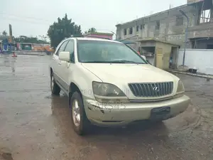 Lexus RX 1999 White