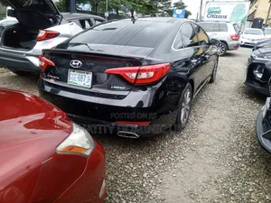 Hyundai Sonata Limited 2.0T Seban (2.0L 4cyl 6A) 2016 Black