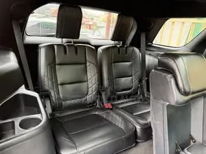 Ford Explorer Platinum 4dr 4x4 (3.5L 6cyl 6A) 2017 Black