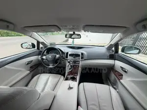 Toyota Venza V6 AWD 2010 Silver