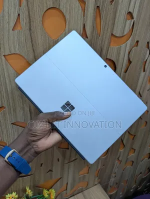 Laptop Microsoft Surface Pro 10 64GB Intel Core Ultra 7 SSD 1T