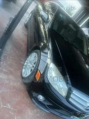 Mercedes-Benz C300 Luxury Sedan AWD (3.0L 6cyl 7A) 2009 Black