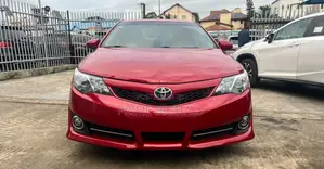 Toyota Camry SE 4dr Sedan (2.5L 4cyl 6A) 2014 Red