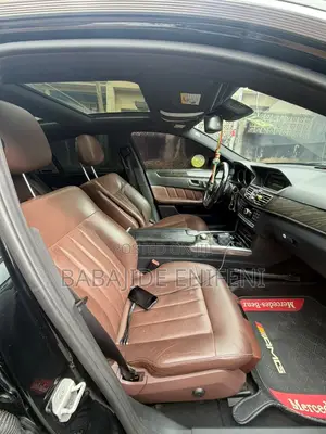 Mercedes-Benz E350 Base 4Matic Sedan AWD (3.5L 6cyl 7A) 2014 Black