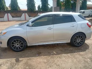 Toyota Matrix 2010 Silver