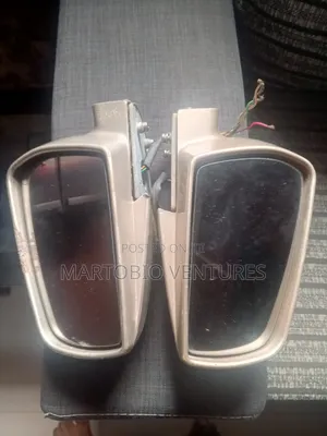Neatly Used Toyota Camry 2003–2007 Side Mirrors for Sale in Ayobo