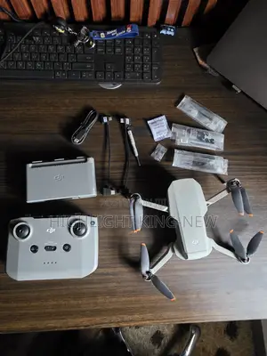 Dji Mini (Fly More Combo)