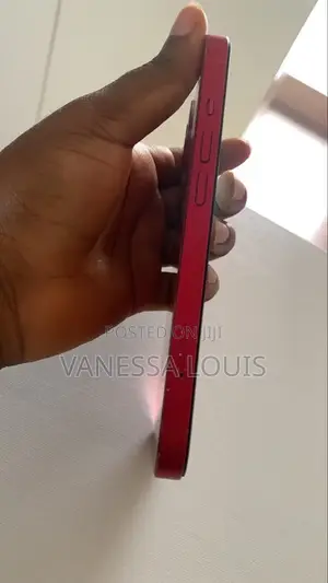 Apple iPhone 13 128 GB Red