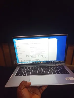 Laptop HP EliteBook 1030 8GB Intel Core i7 SSD 256GB