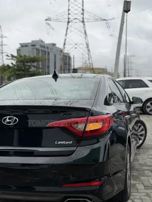 Hyundai Sonata Limited Sedan FWD (2.4L 4cyl 6A) 2016 Black