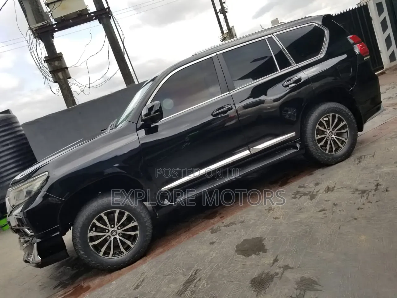 Toyota Land Cruiser Prado 2011 Black