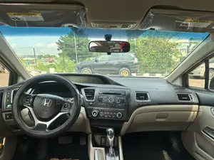 Honda Civic 2014 Red