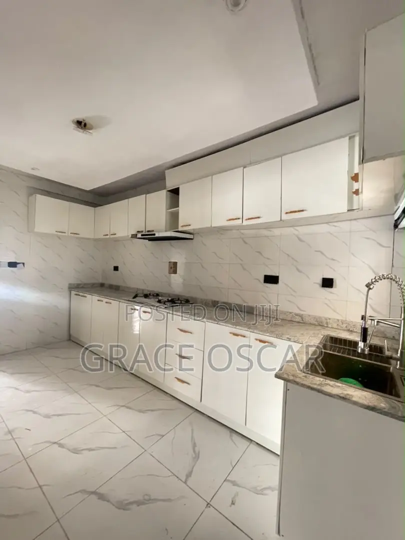 3bdrm Duplex in Ikate for rent