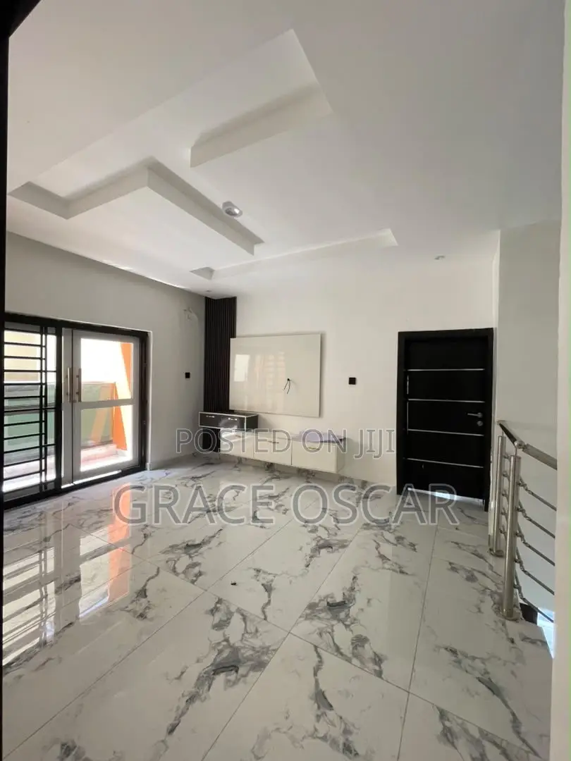 3bdrm Duplex in Ikate for rent