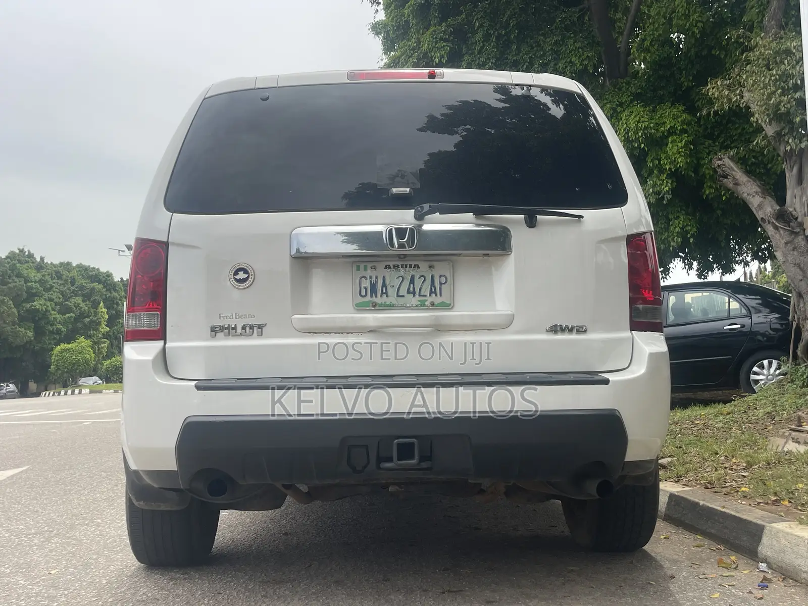 Honda Pilot 2010 White
