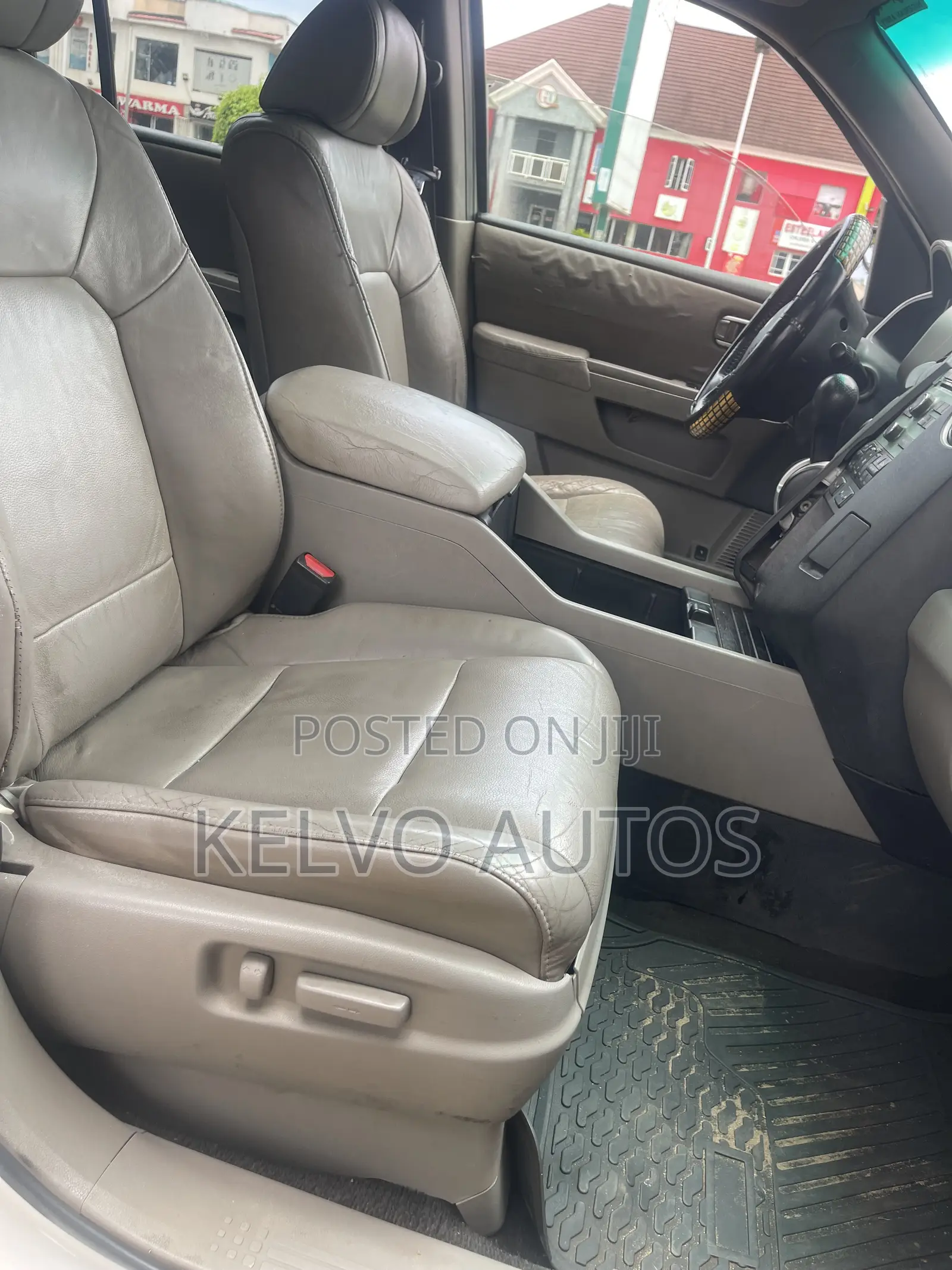 Honda Pilot 2010 White