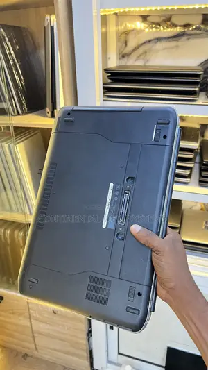 Laptop Dell Inspiron 14 5430 8GB Intel Core i5 HDD 320GB