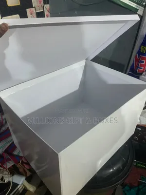 White Hamper Boxes