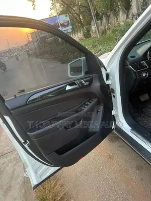 Mercedes-Benz GLE-Class GLE 350 2018 White