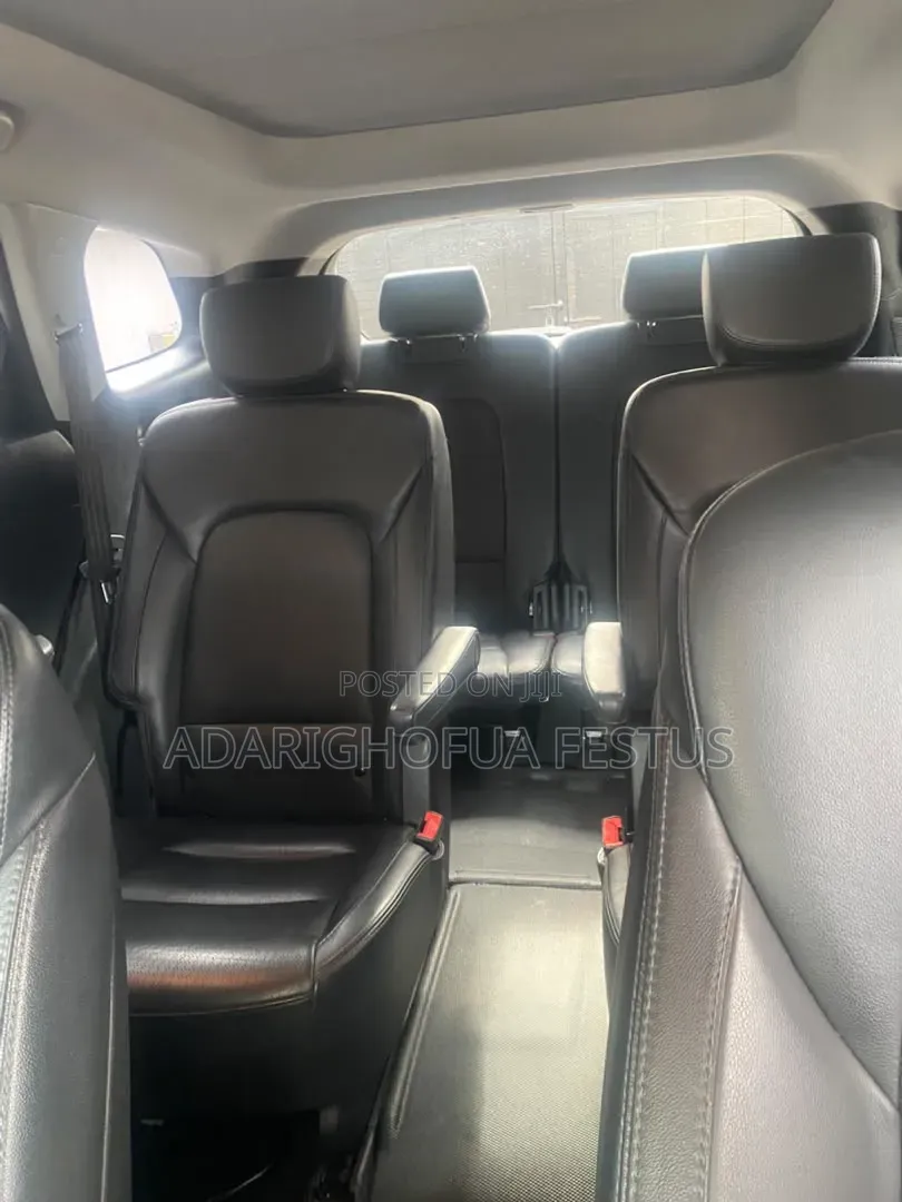 Hyundai Santa Fe 2018 Gray