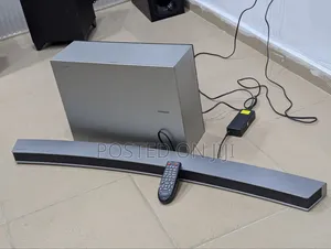 Samsung 6.1Channel Bluetooth Wireless Curved Soundbar X Deep Bass