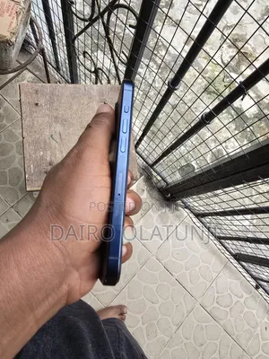 Apple iPhone 15 Pro 128 GB Blue