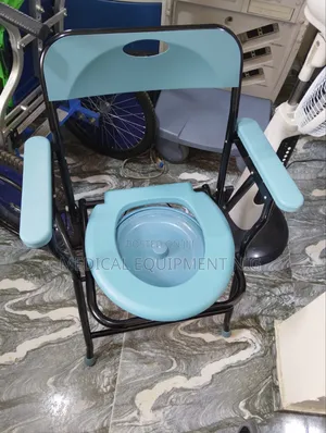Commode Chair