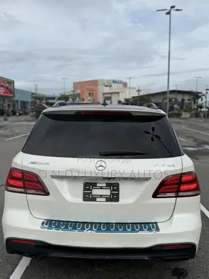 Mercedes-Benz GLE-Class AMG GLE 43 4MATIC 2017 White