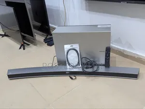 Samsung 6.1Channel Bluetooth Wireless Curved Sound Bar X Deep Bass