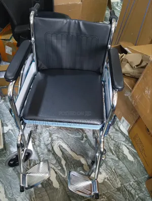 Commode Wheelchair With Hand-Break