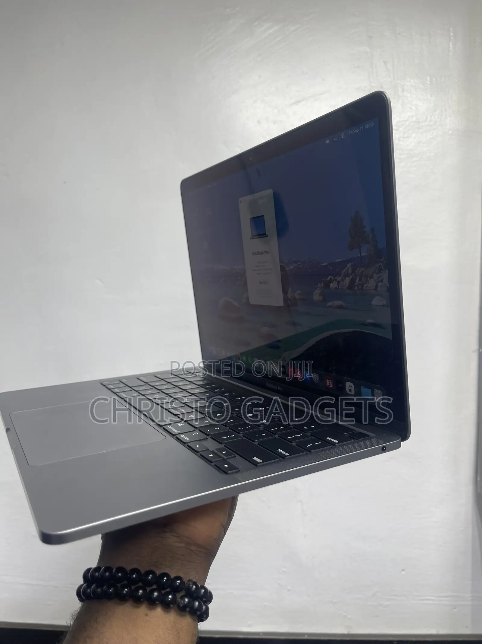 Laptop Apple MacBook Pro 2020 8GB Apple M1 SSD 256GB