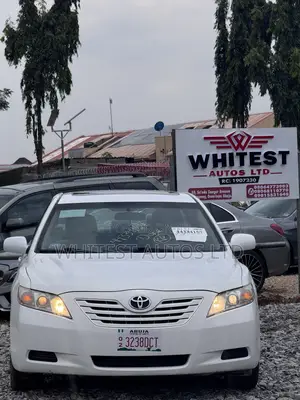 Toyota Camry LE 4dr Sedan (2.4L 4cyl 5A) 2007 White