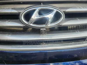 Hyundai Santa Fe 2018 Blue