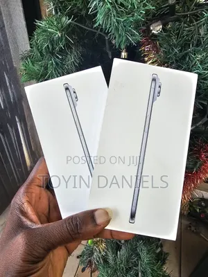 New Apple iPhone Air 256 GB Blue