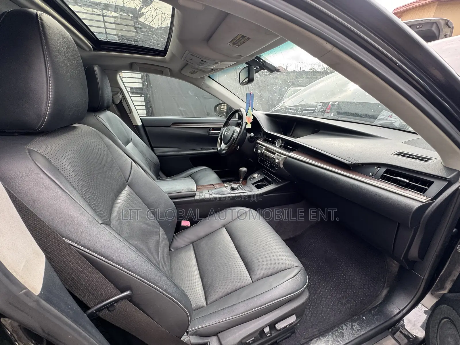 Lexus ES 2014 Black