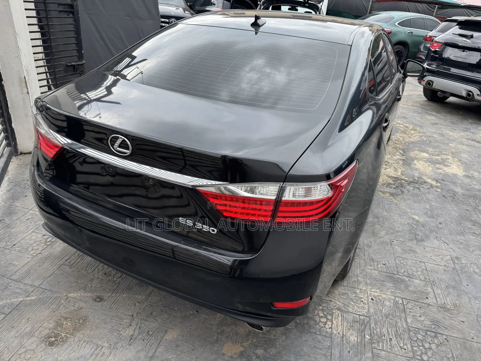 Lexus ES 2014 Black